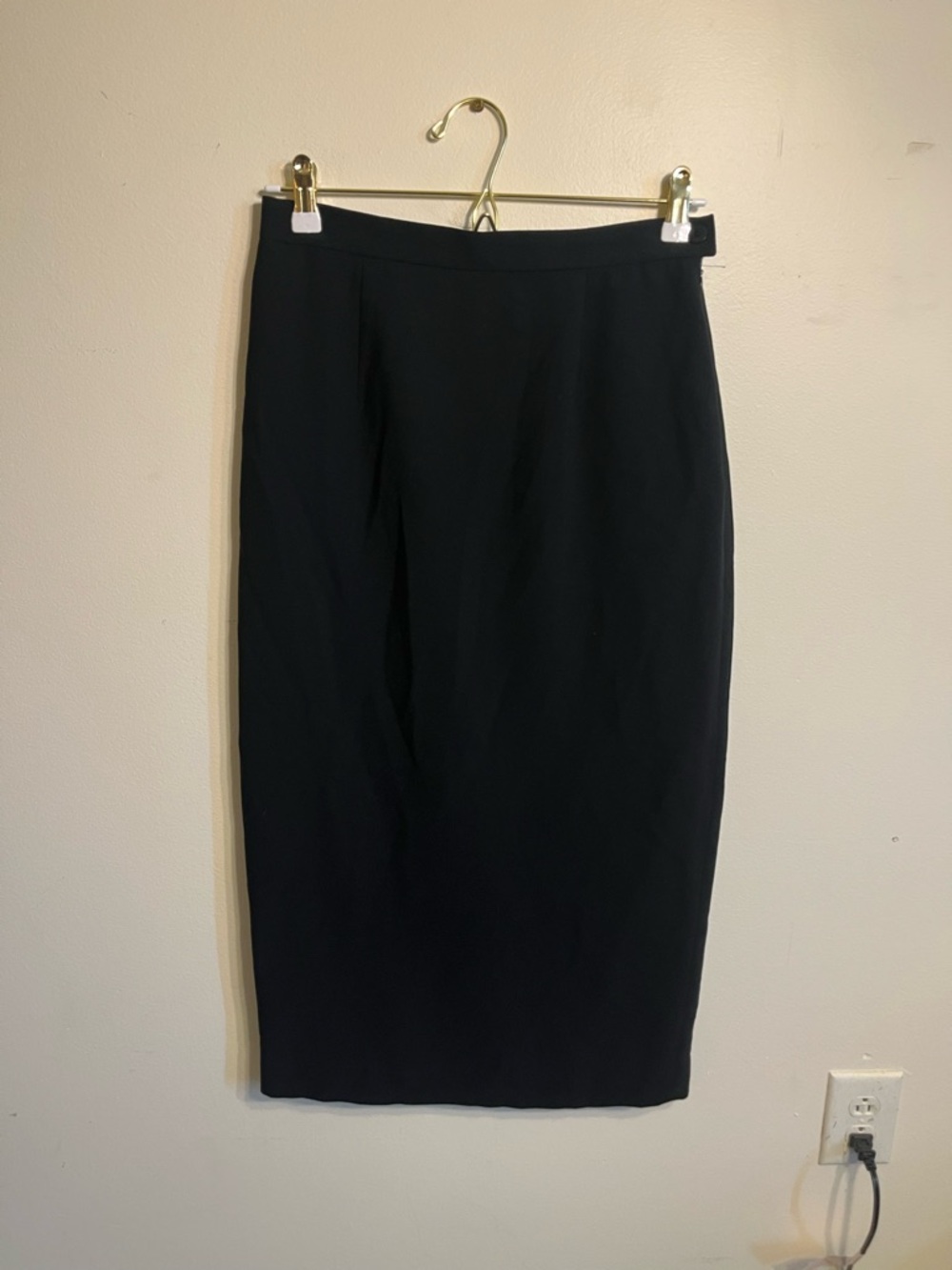 Rena Rowan Classic Black Women's Pencil Skirt - Sleek Office Staple
